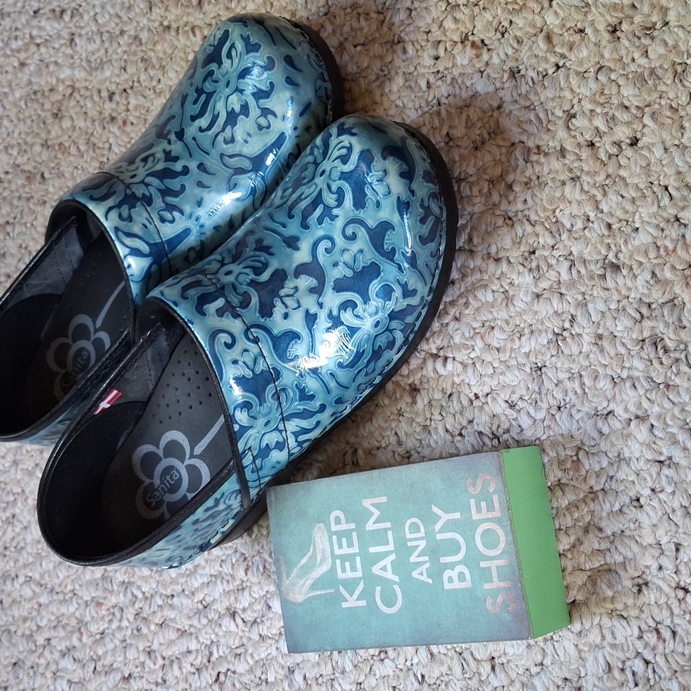 Sanita Shades Of Blue Clogs Size 38 Worn 2x